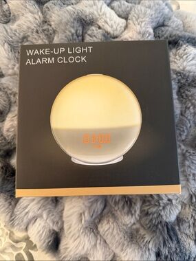 Wake-Up Light Alarm Clock